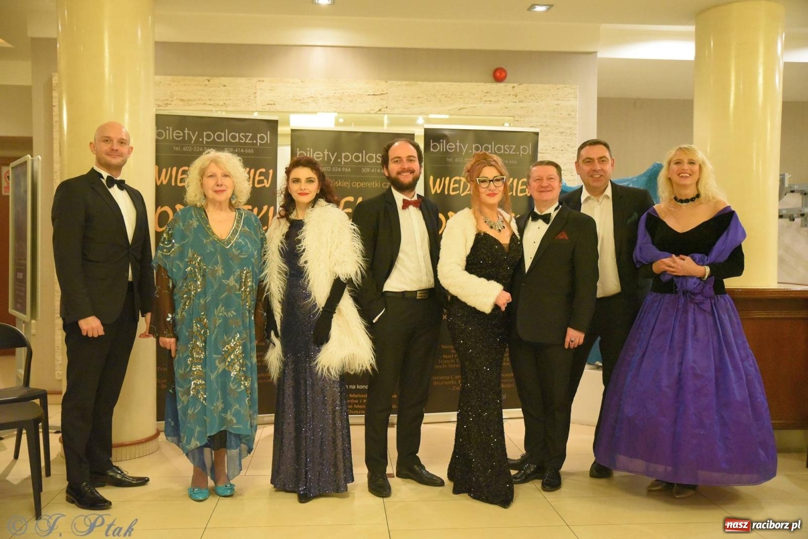 Zdjęcie w galerii na portalu naszraciborz.pl: Niezapomniane Melodie Wiednia na scenie RCK wiadomości z regionu