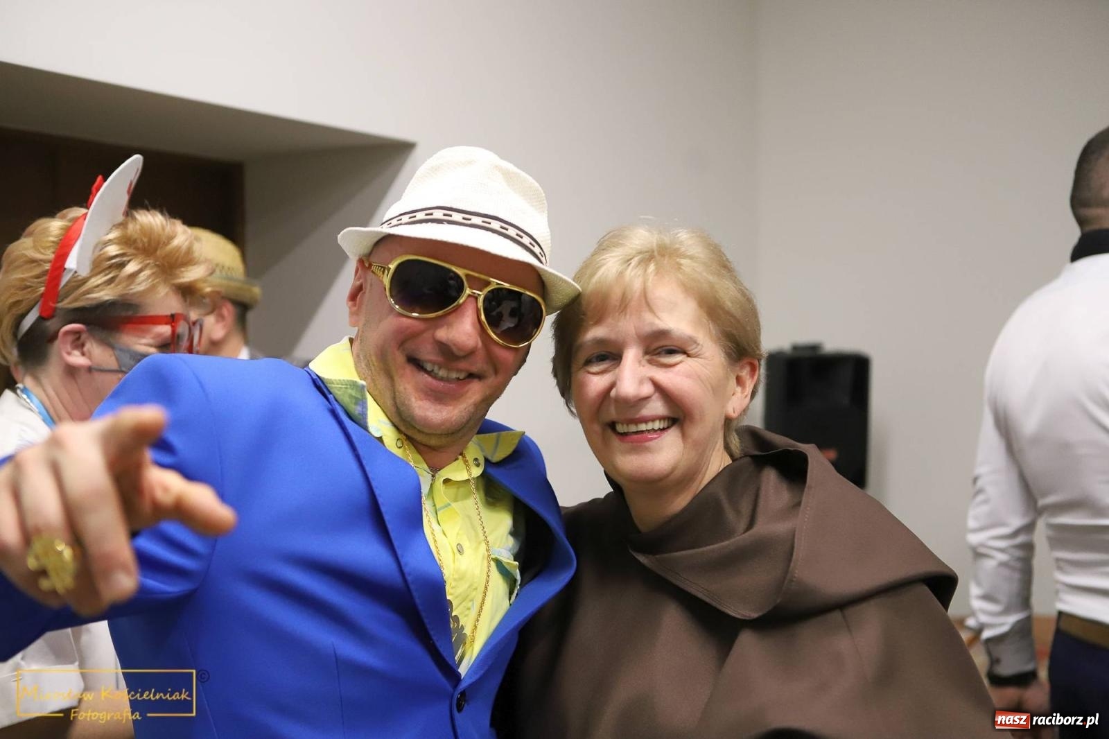 Zdjęcie w galerii na portalu naszraciborz.pl: W Borucinie pogrzebali basa. Karnawał przechodzi do historii wiadomości z regionu