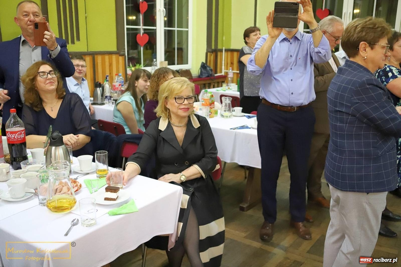 Zdjęcie w galerii na portalu naszraciborz.pl: W Borucinie pogrzebali basa. Karnawał przechodzi do historii wiadomości z regionu