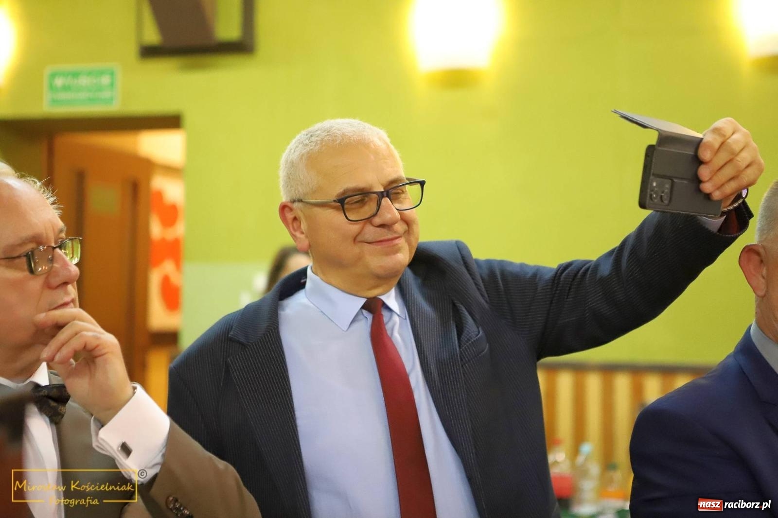 Zdjęcie w galerii na portalu naszraciborz.pl: W Borucinie pogrzebali basa. Karnawał przechodzi do historii wiadomości z regionu