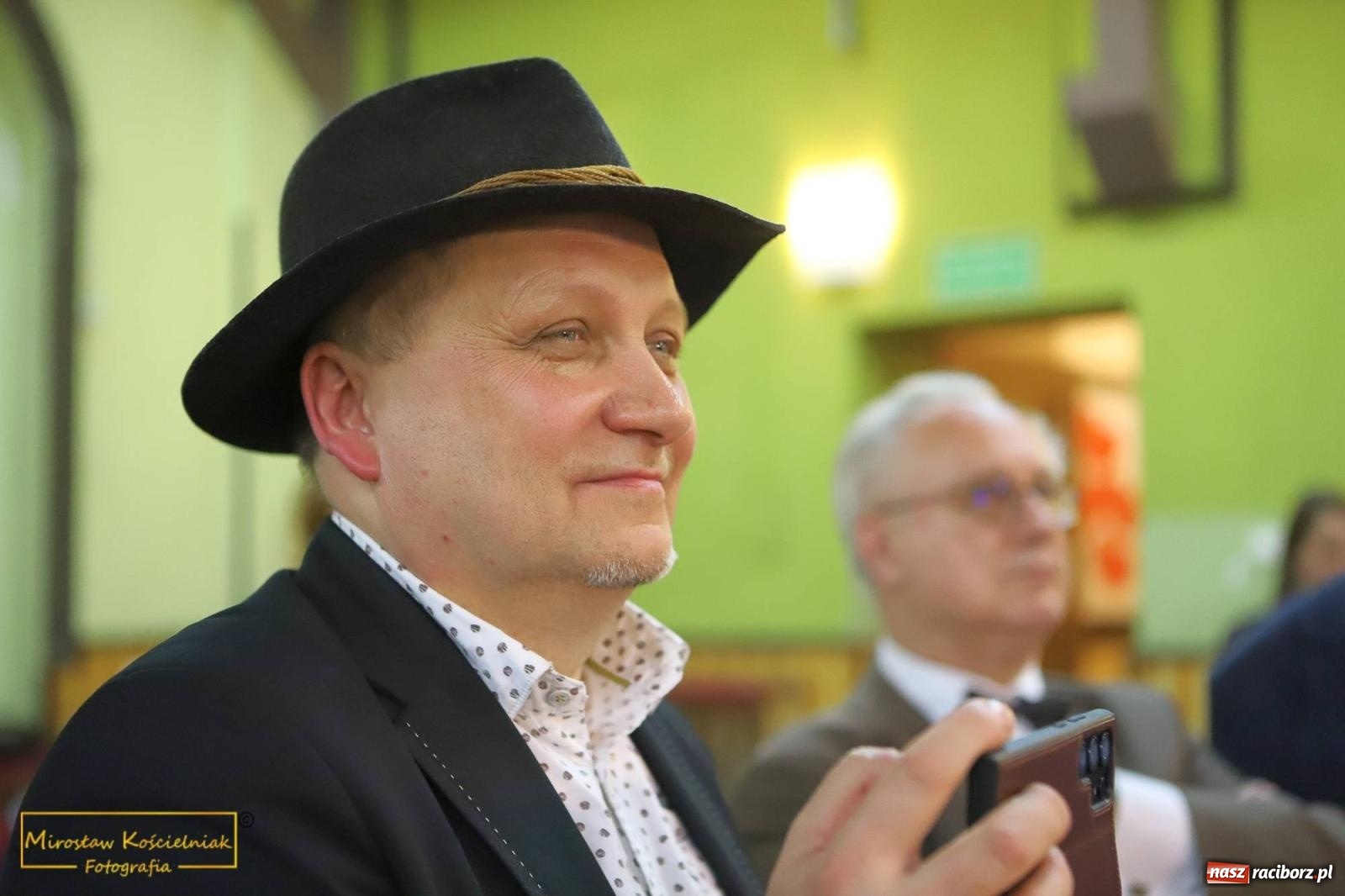 Zdjęcie w galerii na portalu naszraciborz.pl: W Borucinie pogrzebali basa. Karnawał przechodzi do historii wiadomości z regionu