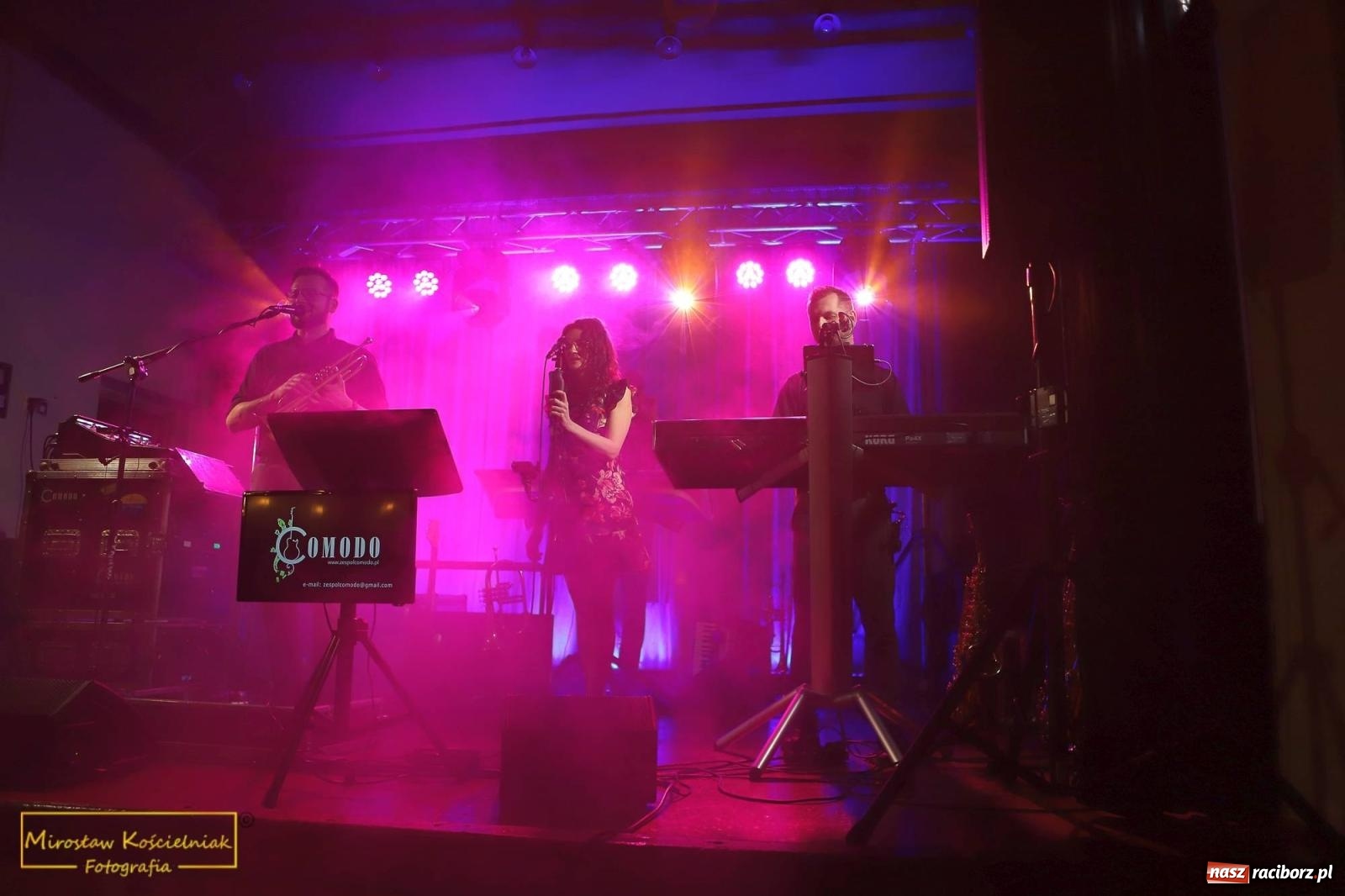 Zdjęcie w galerii na portalu naszraciborz.pl: W Borucinie pogrzebali basa. Karnawał przechodzi do historii wiadomości z regionu