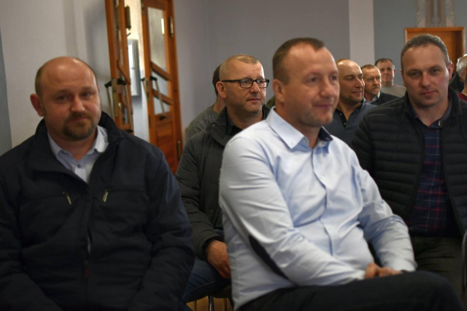 Zdjęcie w galerii na portalu naszraciborz.pl: Na dożynkach to są wszyscy! Rolnicy zaprosili parlamentarzystów na spotkanie do Bolesławia, przyjechał jeden wiadomości z regionu