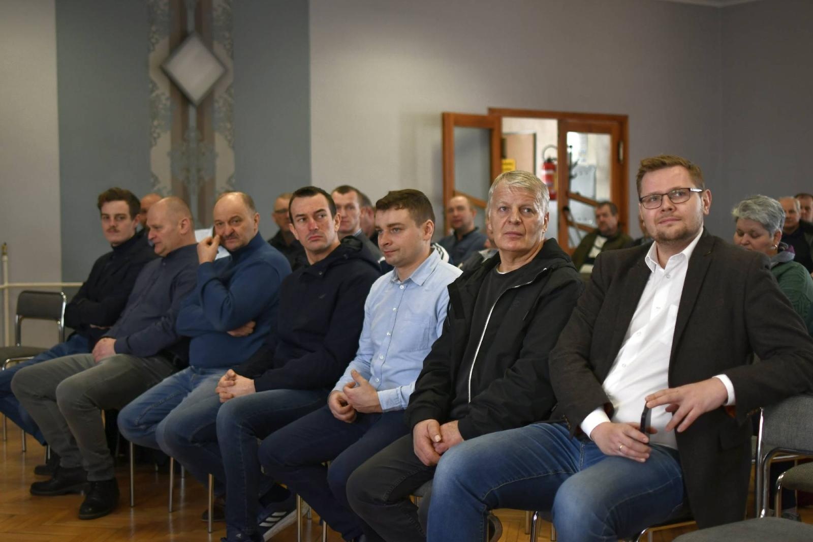 Zdjęcie w galerii na portalu naszraciborz.pl: Na dożynkach to są wszyscy! Rolnicy zaprosili parlamentarzystów na spotkanie do Bolesławia, przyjechał jeden wiadomości z regionu