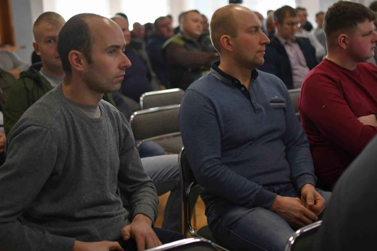 Zdjęcie w galerii na portalu naszraciborz.pl: Na dożynkach to są wszyscy! Rolnicy zaprosili parlamentarzystów na spotkanie do Bolesławia, przyjechał jeden wiadomości z regionu