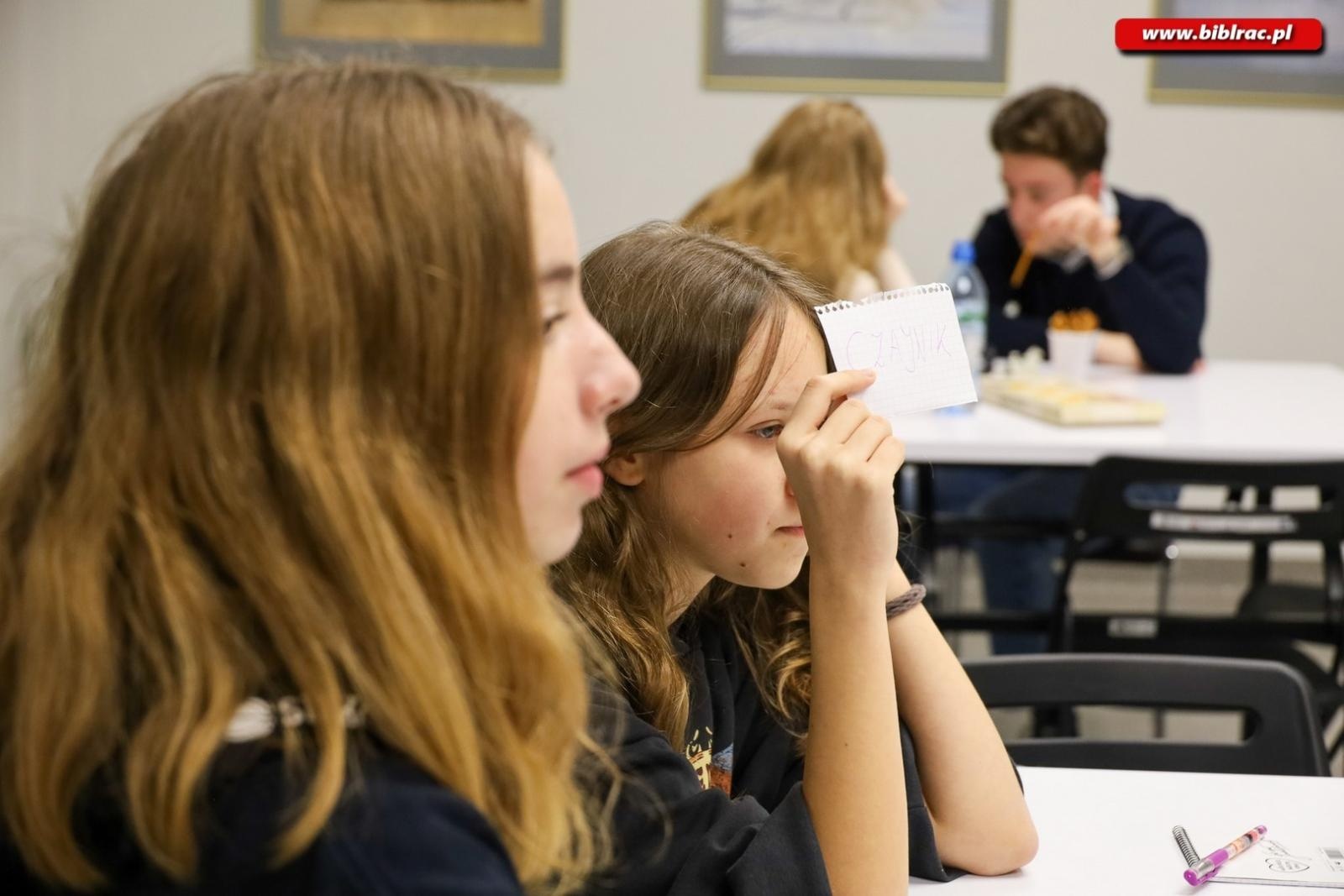 Zdjęcie w galerii na portalu naszraciborz.pl: Noc z Grami bez Prądu – relacja z nocnych rozgrywek w bibliotece wiadomości z regionu