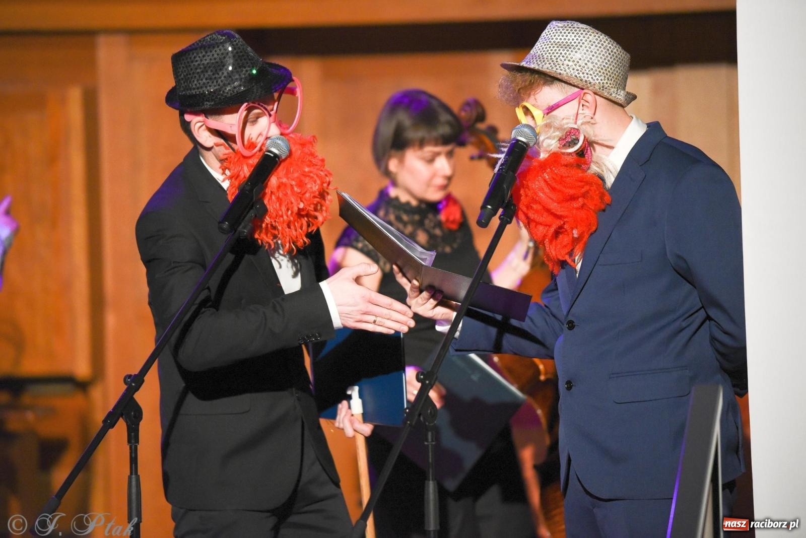 Zdjęcie w galerii na portalu naszraciborz.pl: Magiczny koncert karnawałowy w szkole muzycznej [FOTO i WIDEO] wiadomości z regionu