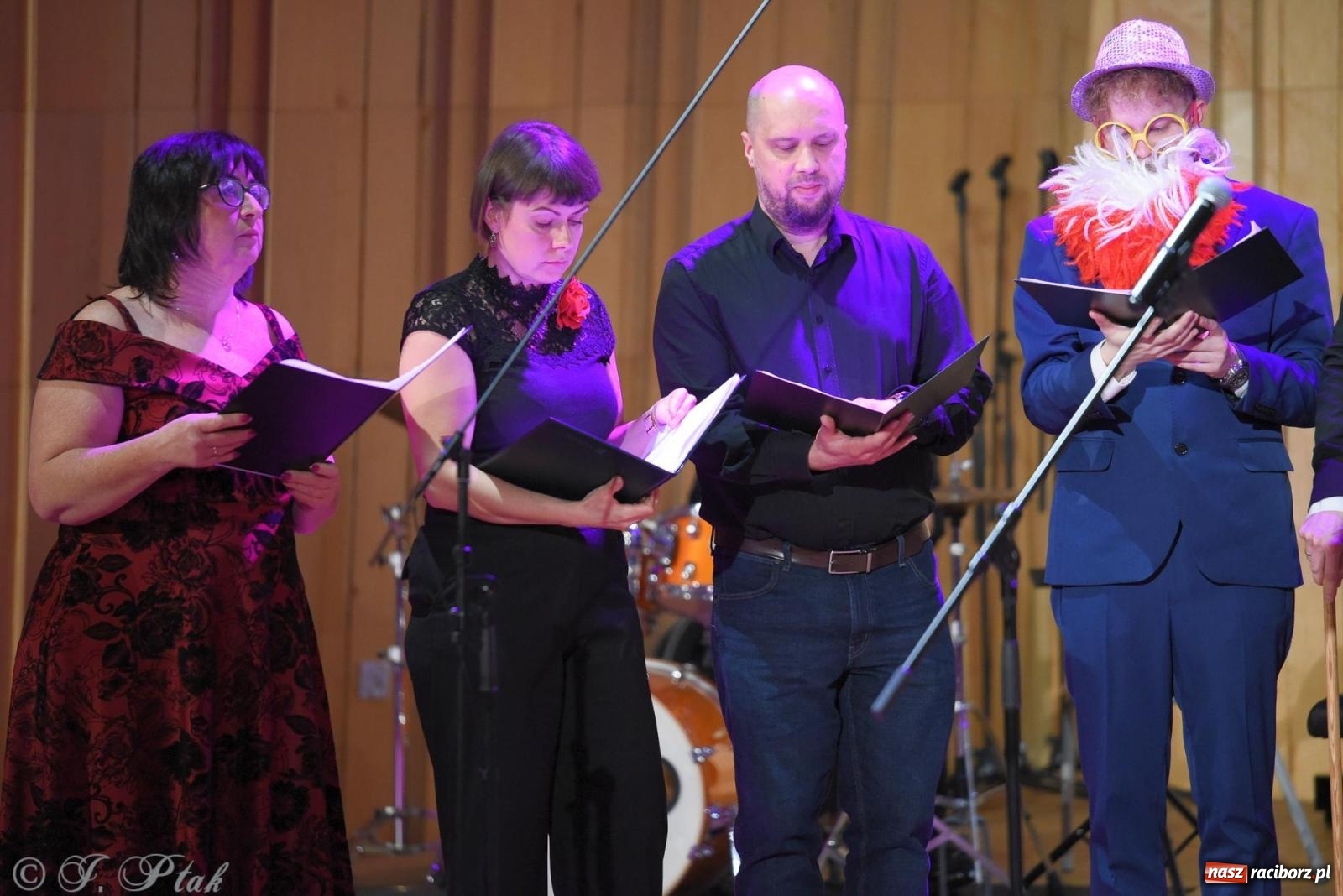 Zdjęcie w galerii na portalu naszraciborz.pl: Magiczny koncert karnawałowy w szkole muzycznej [FOTO i WIDEO] wiadomości z regionu