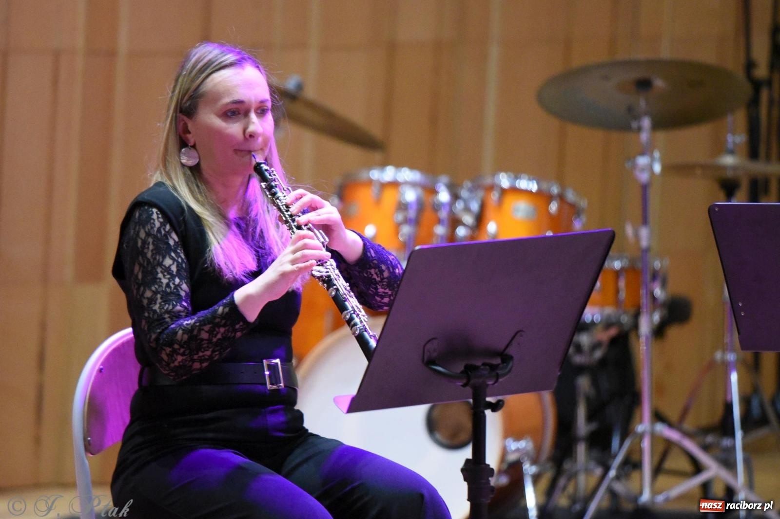 Zdjęcie w galerii na portalu naszraciborz.pl: Magiczny koncert karnawałowy w szkole muzycznej [FOTO i WIDEO] wiadomości z regionu