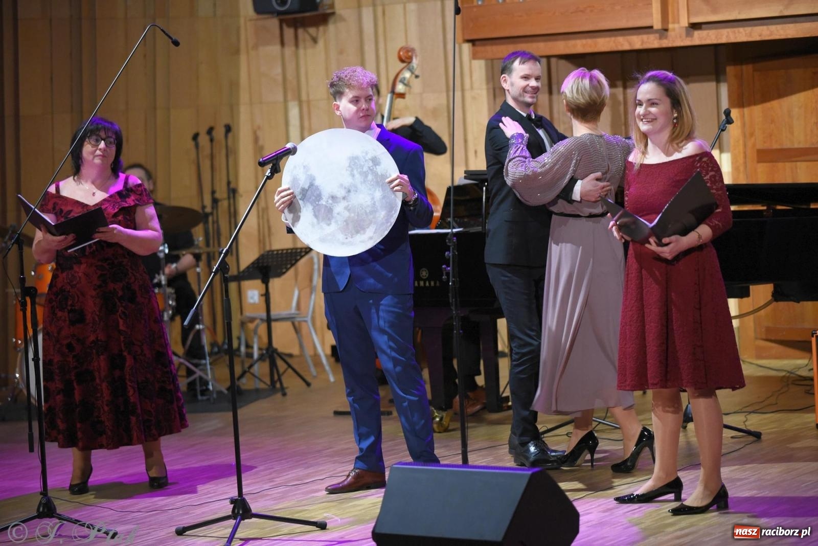 Zdjęcie w galerii na portalu naszraciborz.pl: Magiczny koncert karnawałowy w szkole muzycznej [FOTO i WIDEO] wiadomości z regionu