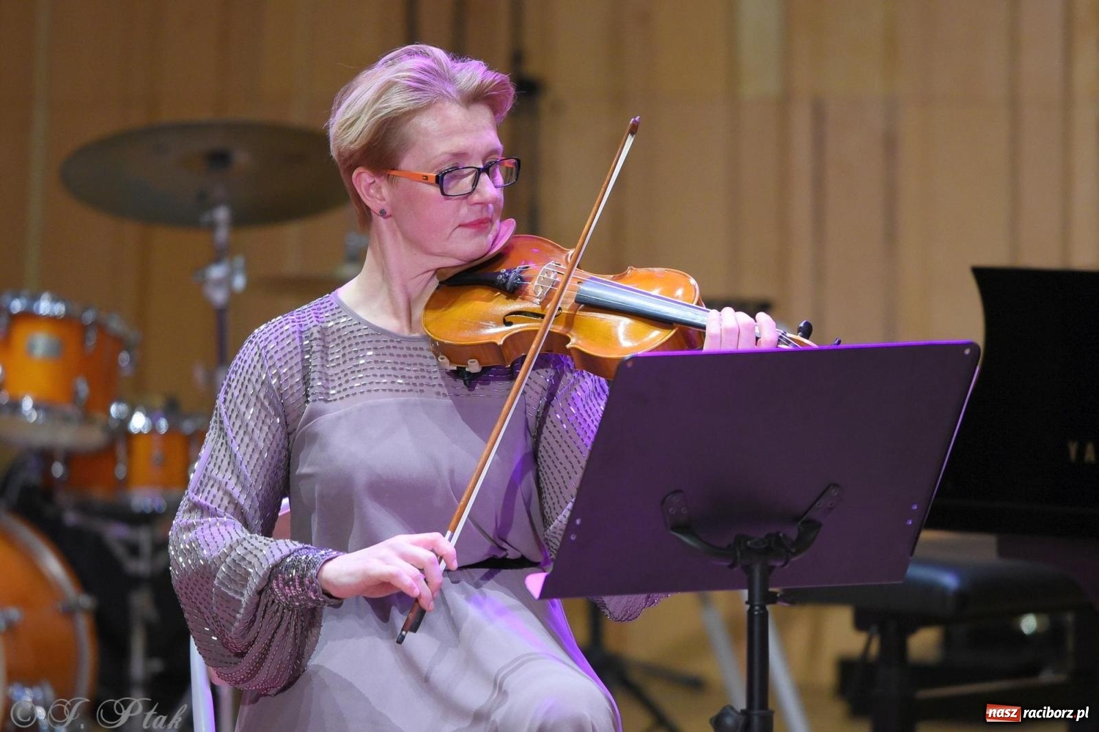 Zdjęcie w galerii na portalu naszraciborz.pl: Magiczny koncert karnawałowy w szkole muzycznej [FOTO i WIDEO] wiadomości z regionu