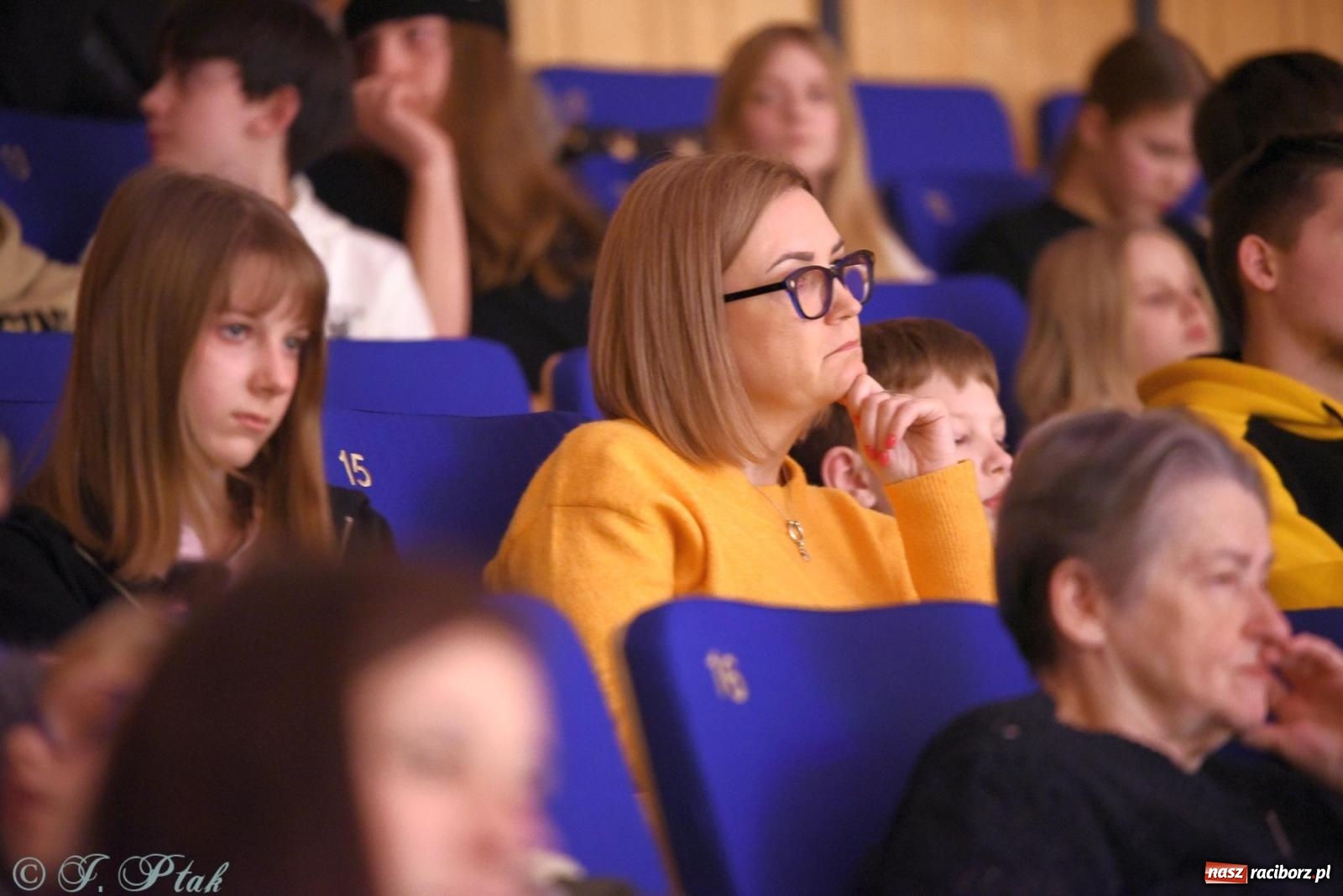 Zdjęcie w galerii na portalu naszraciborz.pl: Magiczny koncert karnawałowy w szkole muzycznej [FOTO i WIDEO] wiadomości z regionu