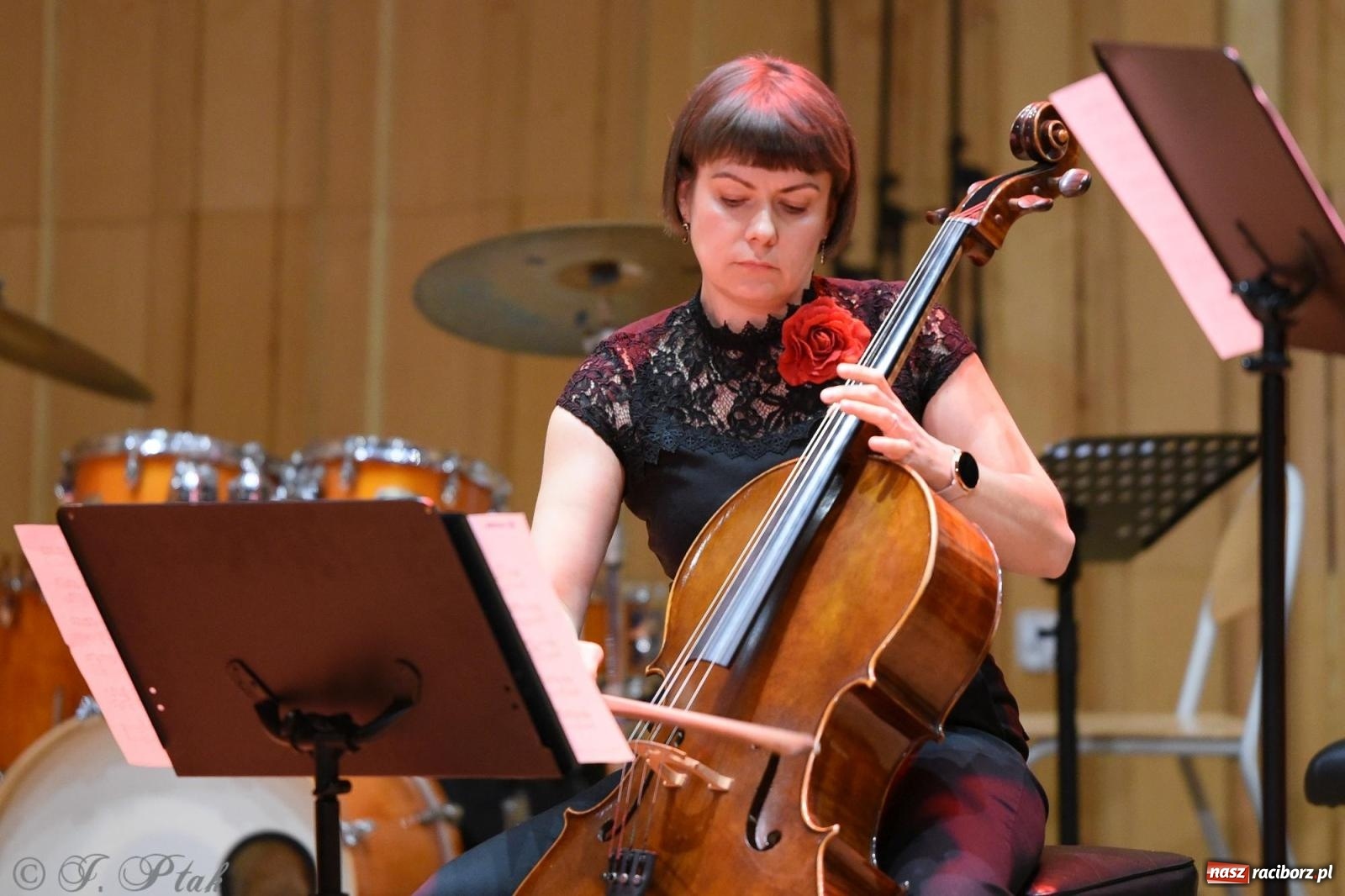 Zdjęcie w galerii na portalu naszraciborz.pl: Magiczny koncert karnawałowy w szkole muzycznej [FOTO i WIDEO] wiadomości z regionu