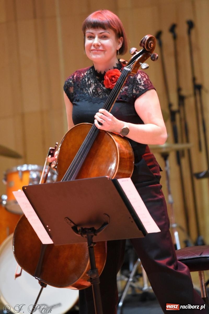 Zdjęcie w galerii na portalu naszraciborz.pl: Magiczny koncert karnawałowy w szkole muzycznej [FOTO i WIDEO] wiadomości z regionu