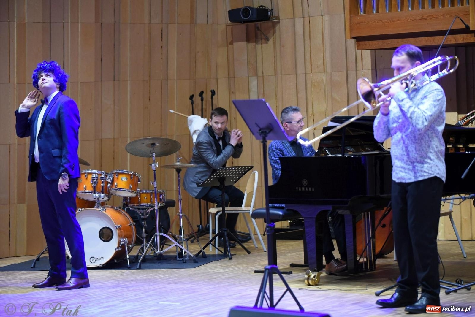 Zdjęcie w galerii na portalu naszraciborz.pl: Magiczny koncert karnawałowy w szkole muzycznej [FOTO i WIDEO] wiadomości z regionu