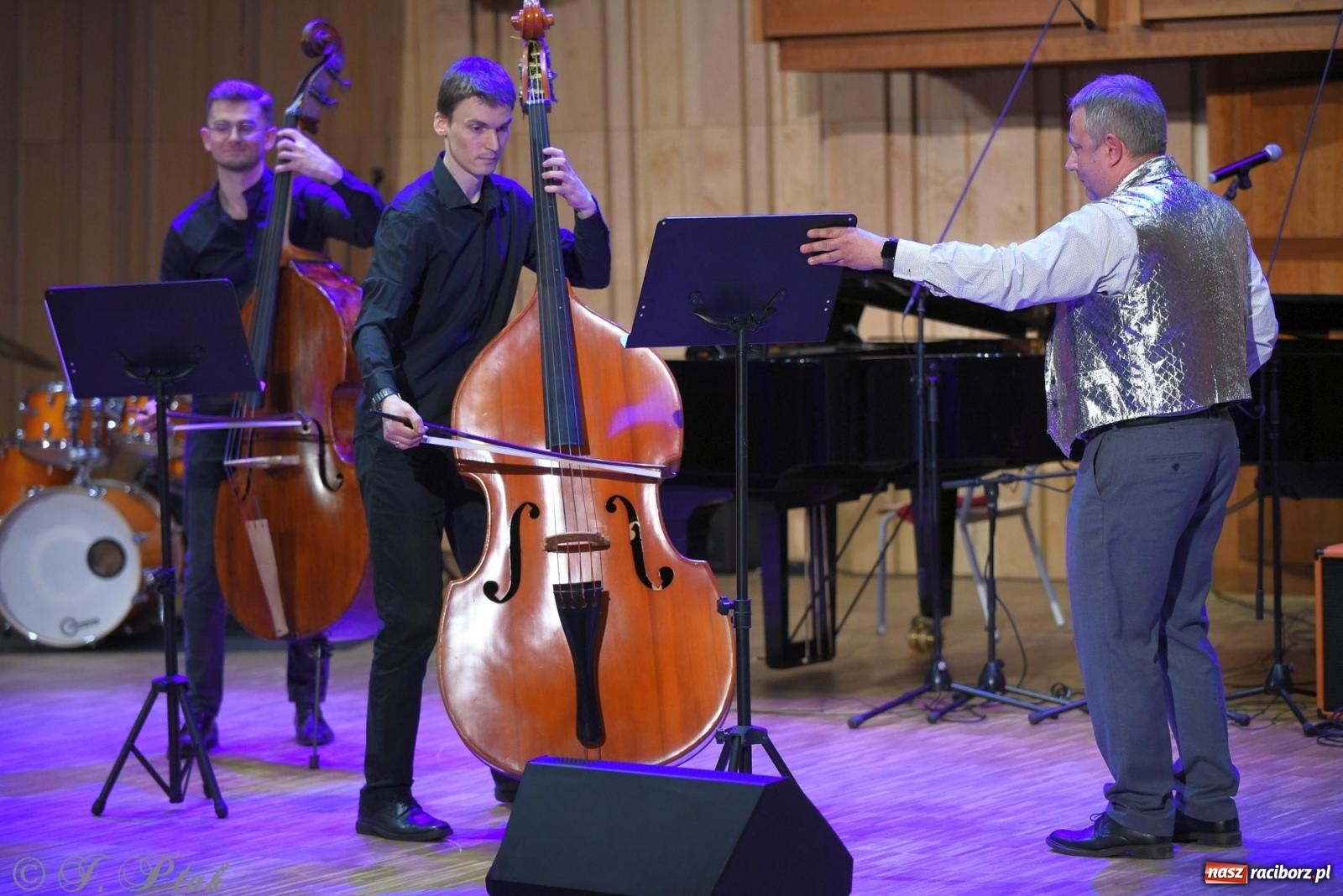 Zdjęcie w galerii na portalu naszraciborz.pl: Magiczny koncert karnawałowy w szkole muzycznej [FOTO i WIDEO] wiadomości z regionu