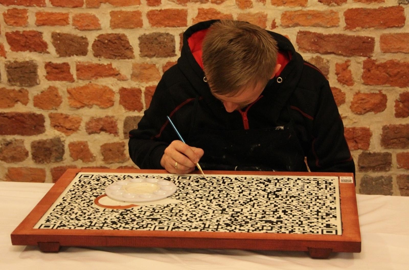 Zdjęcie w galerii na portalu naszraciborz.pl: Ikonokody – wizje św. Jana w starym opactwie w Rudach wiadomości z regionu