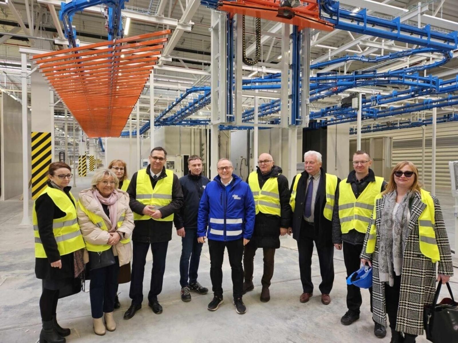 Zdjęcie w galerii na portalu naszraciborz.pl: W kwietniu rusza nowa fabryka Eko-Okien wiadomości z regionu