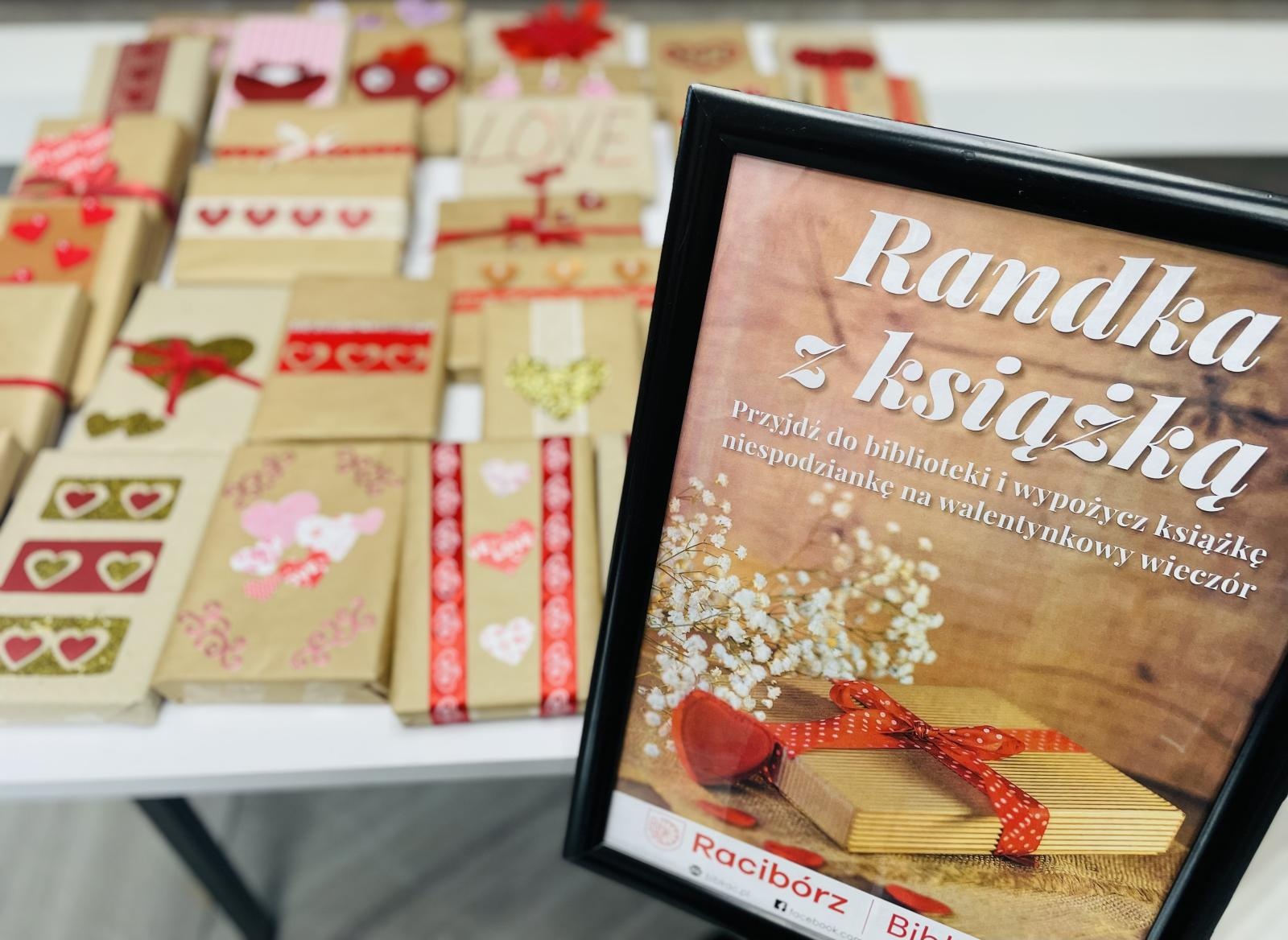 Zdjęcie w galerii na portalu naszraciborz.pl: Randka z książką – propozycja raciborskiej biblioteki na Walentynki wiadomości z regionu