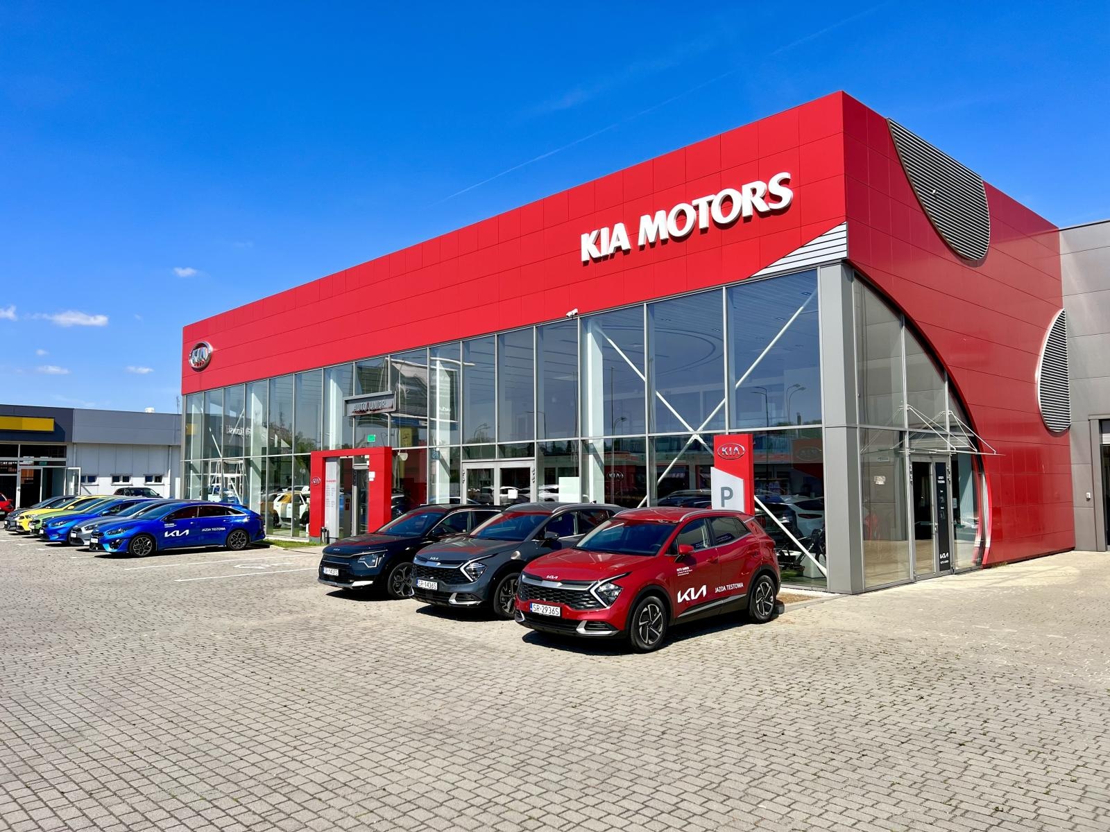 Zdjęcie w galerii na portalu naszraciborz.pl: Ostatnie samochody dostępne w wyprzedaży rocznika 2023 w Kia Auto Junior Rybnik! wiadomości z regionu