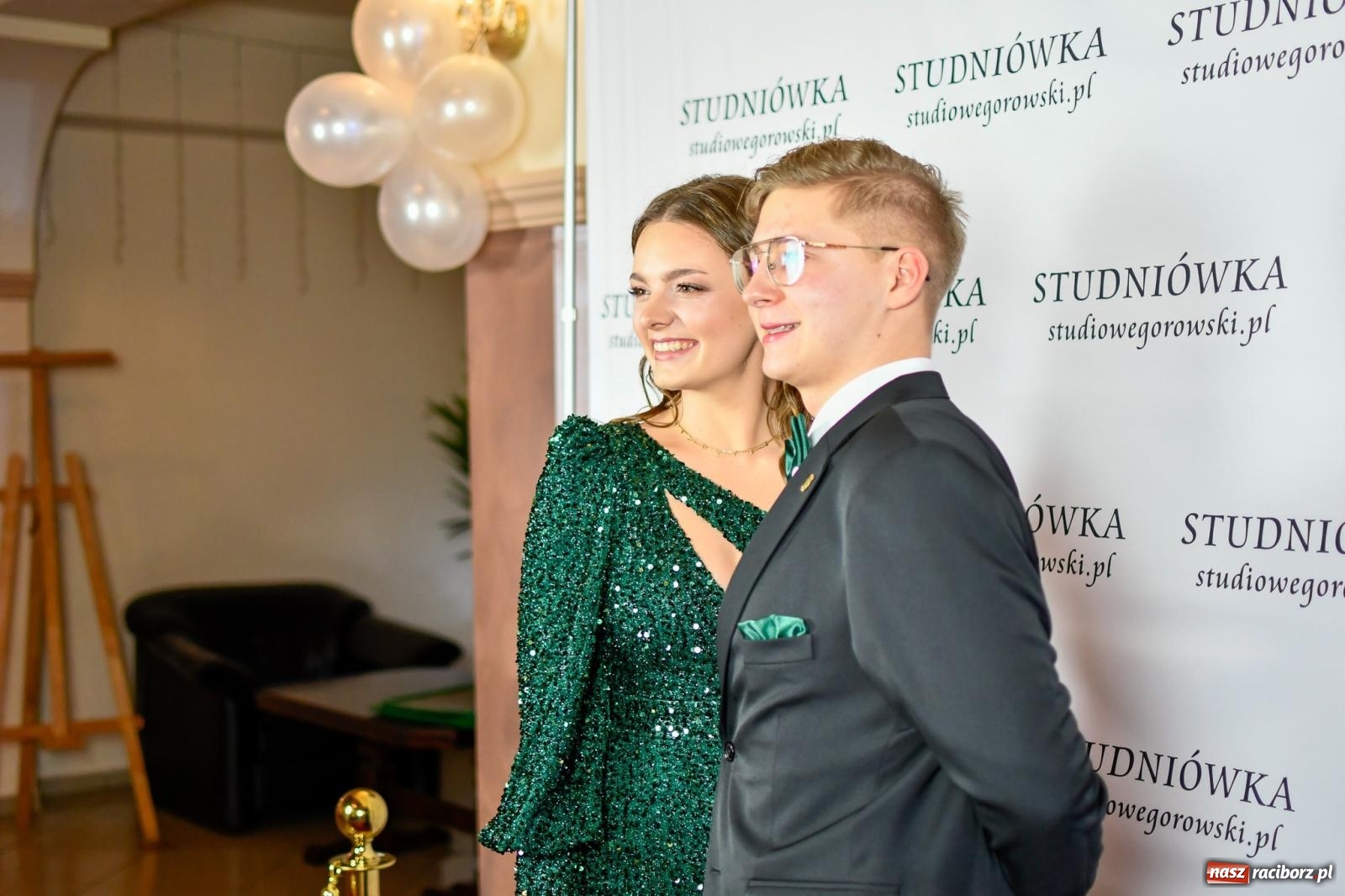 Zdjęcie w galerii na portalu naszraciborz.pl: Raciborski Mechanik bawił się na studniówce z dyspensą [FOTO i WIDEO] wiadomości z regionu