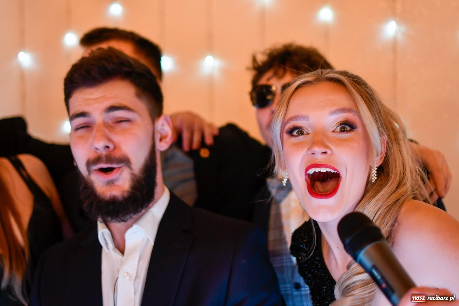 Zdjęcie w galerii na portalu naszraciborz.pl: Raciborski Mechanik bawił się na studniówce z dyspensą [FOTO i WIDEO] wiadomości z regionu