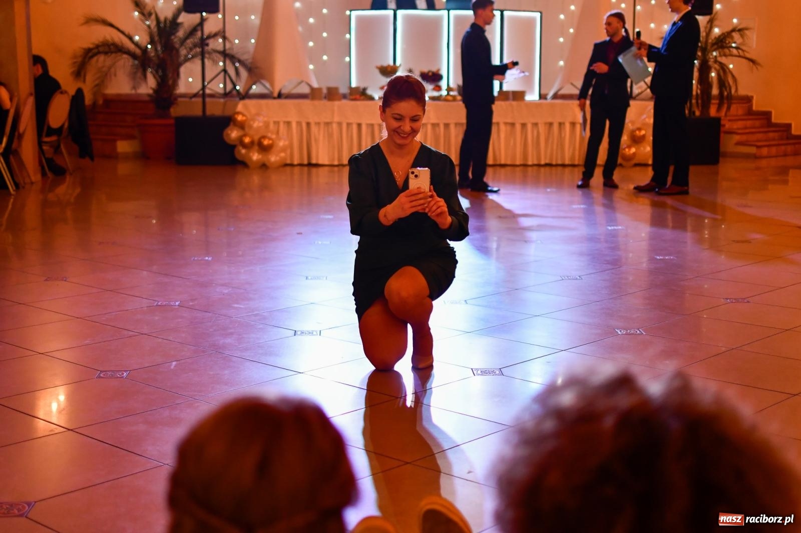 Zdjęcie w galerii na portalu naszraciborz.pl: Raciborski Mechanik bawił się na studniówce z dyspensą [FOTO i WIDEO] wiadomości z regionu