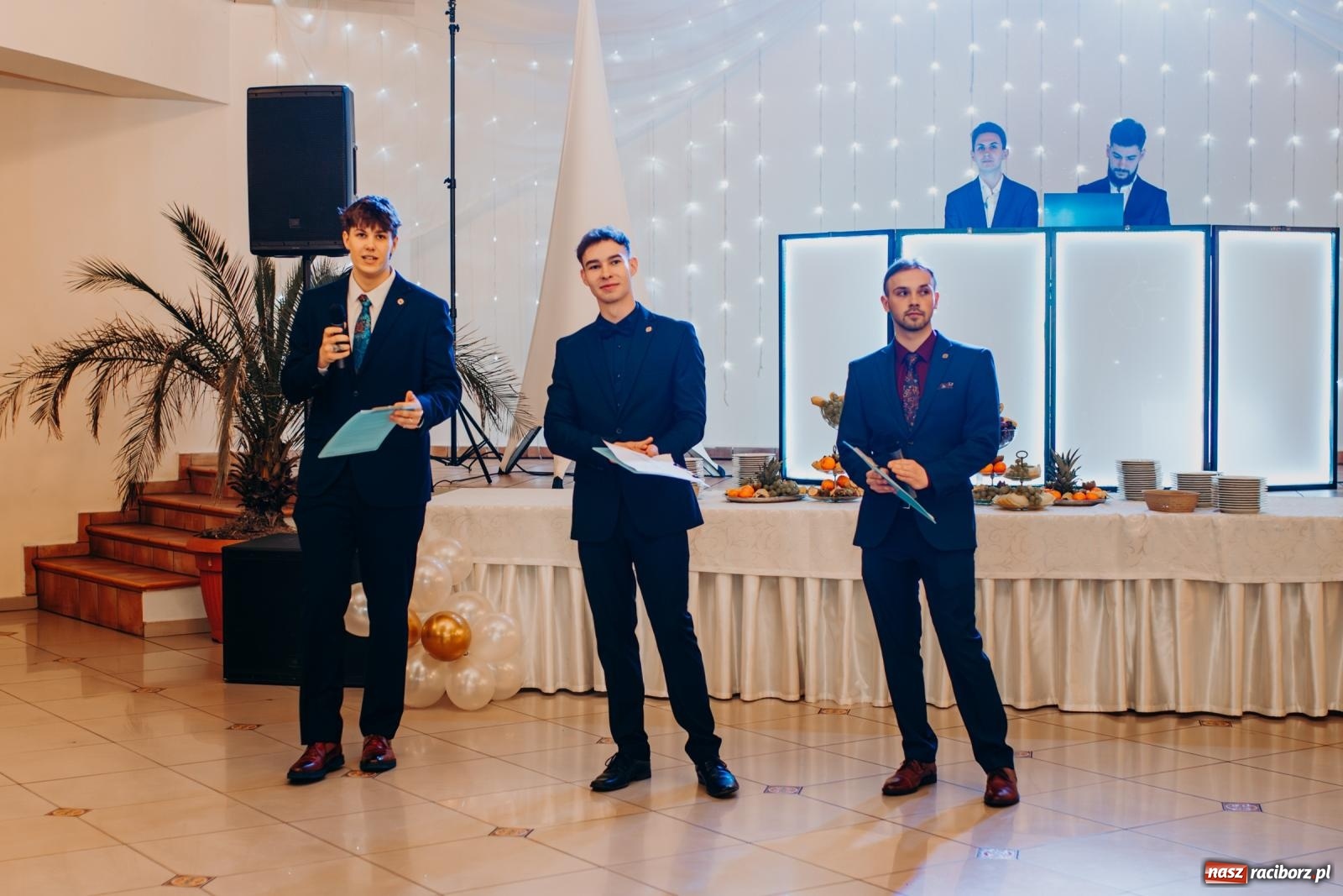 Zdjęcie w galerii na portalu naszraciborz.pl: Studniówka raciborskiego Mechanik na bis! wiadomości z regionu