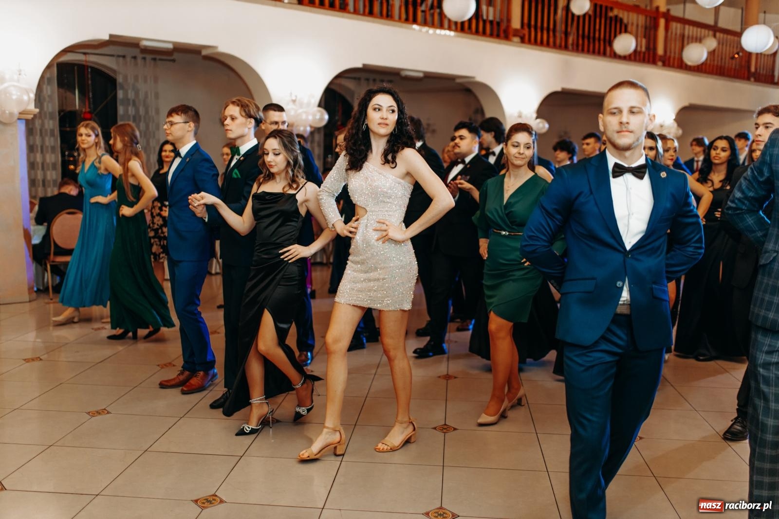 Zdjęcie w galerii na portalu naszraciborz.pl: Studniówka raciborskiego Mechanik na bis! wiadomości z regionu