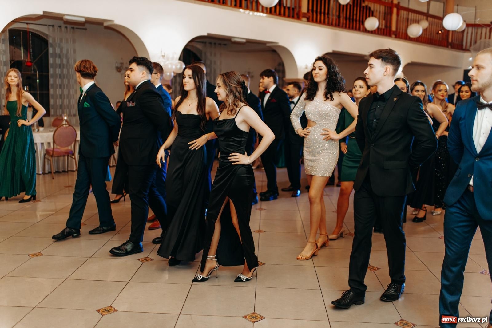 Zdjęcie w galerii na portalu naszraciborz.pl: Studniówka raciborskiego Mechanik na bis! wiadomości z regionu