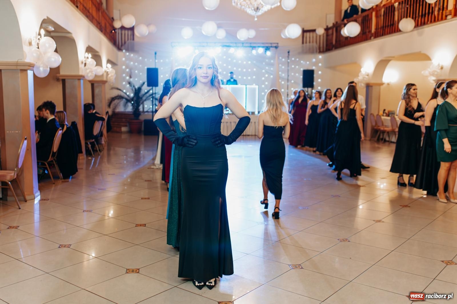 Zdjęcie w galerii na portalu naszraciborz.pl: Studniówka raciborskiego Mechanik na bis! wiadomości z regionu