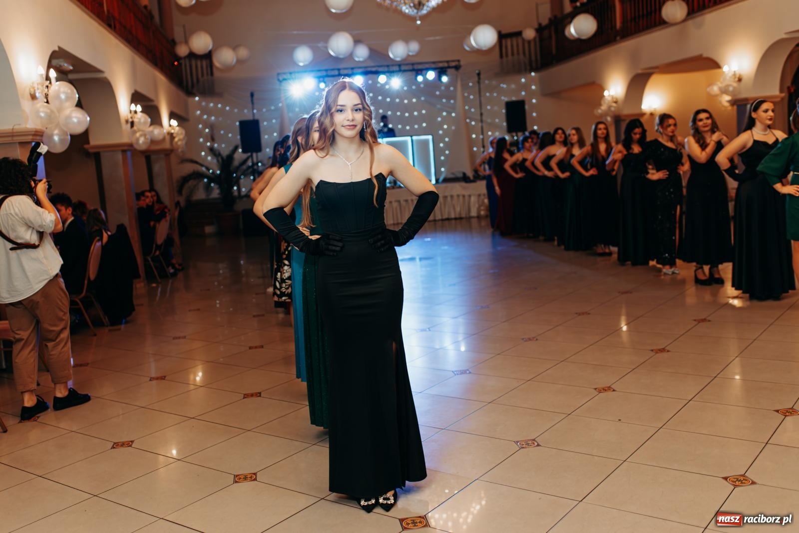 Zdjęcie w galerii na portalu naszraciborz.pl: Studniówka raciborskiego Mechanik na bis! wiadomości z regionu