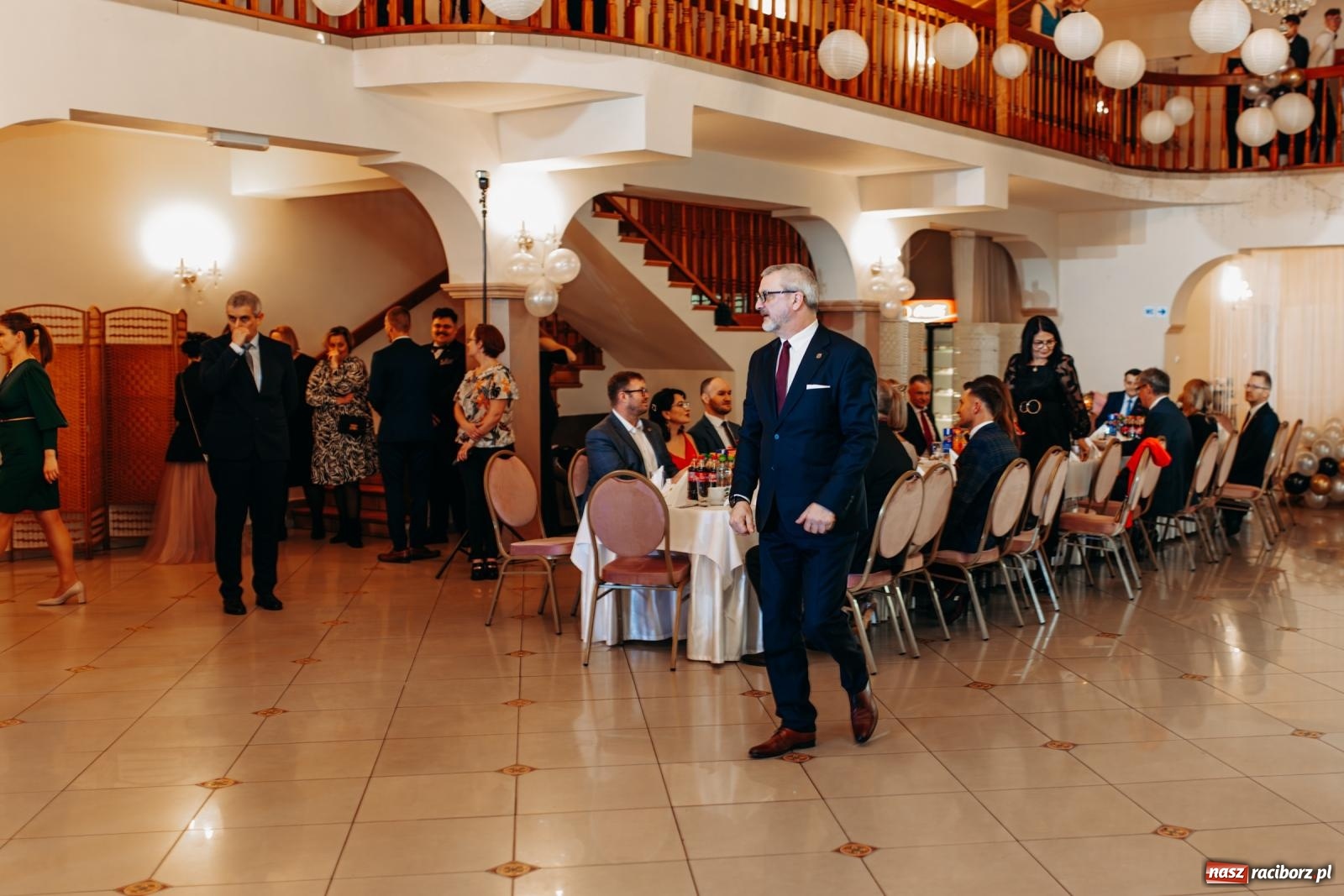 Zdjęcie w galerii na portalu naszraciborz.pl: Studniówka raciborskiego Mechanik na bis! wiadomości z regionu