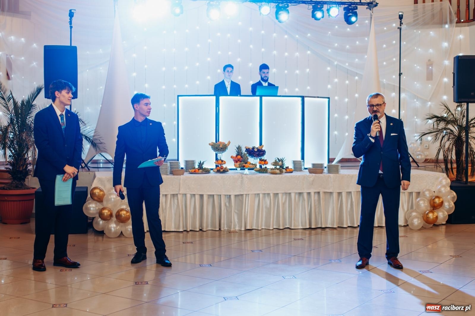 Zdjęcie w galerii na portalu naszraciborz.pl: Studniówka raciborskiego Mechanik na bis! wiadomości z regionu