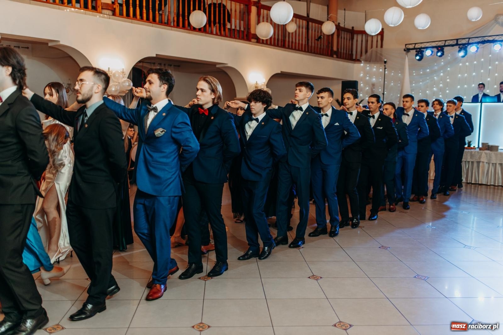 Zdjęcie w galerii na portalu naszraciborz.pl: Studniówka raciborskiego Mechanik na bis! wiadomości z regionu