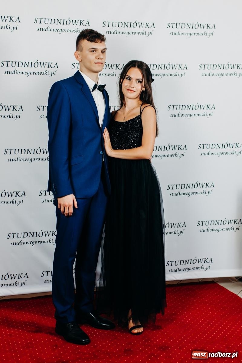 Zdjęcie w galerii na portalu naszraciborz.pl: Studniówka raciborskiego Mechanik na bis! wiadomości z regionu