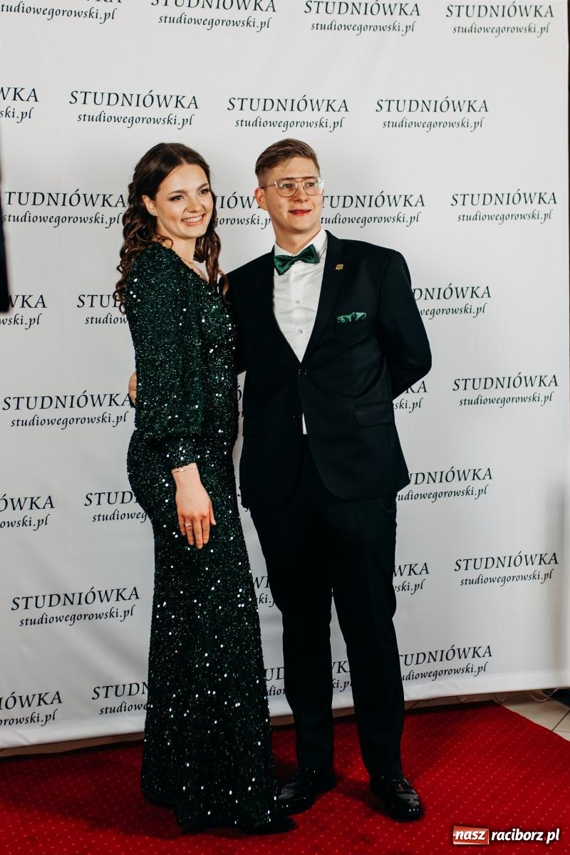 Zdjęcie w galerii na portalu naszraciborz.pl: Studniówka raciborskiego Mechanik na bis! wiadomości z regionu