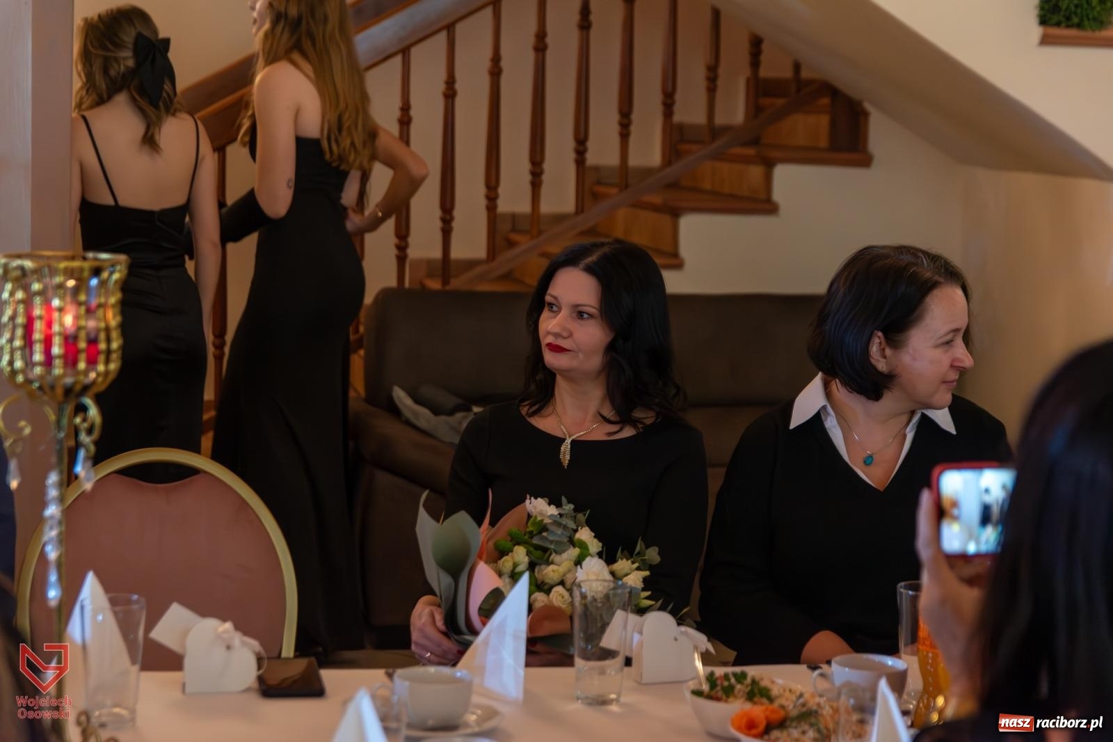 Zdjęcie w galerii na portalu naszraciborz.pl: Czas zabawy minął. Zostały wspomnienia. Studniówka Mechanika wiadomości z regionu