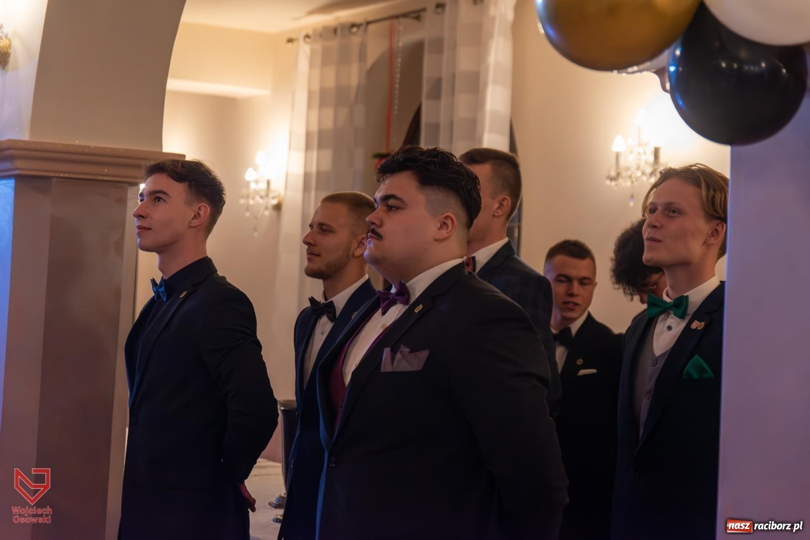 Zdjęcie w galerii na portalu naszraciborz.pl: Czas zabawy minął. Zostały wspomnienia. Studniówka Mechanika wiadomości z regionu