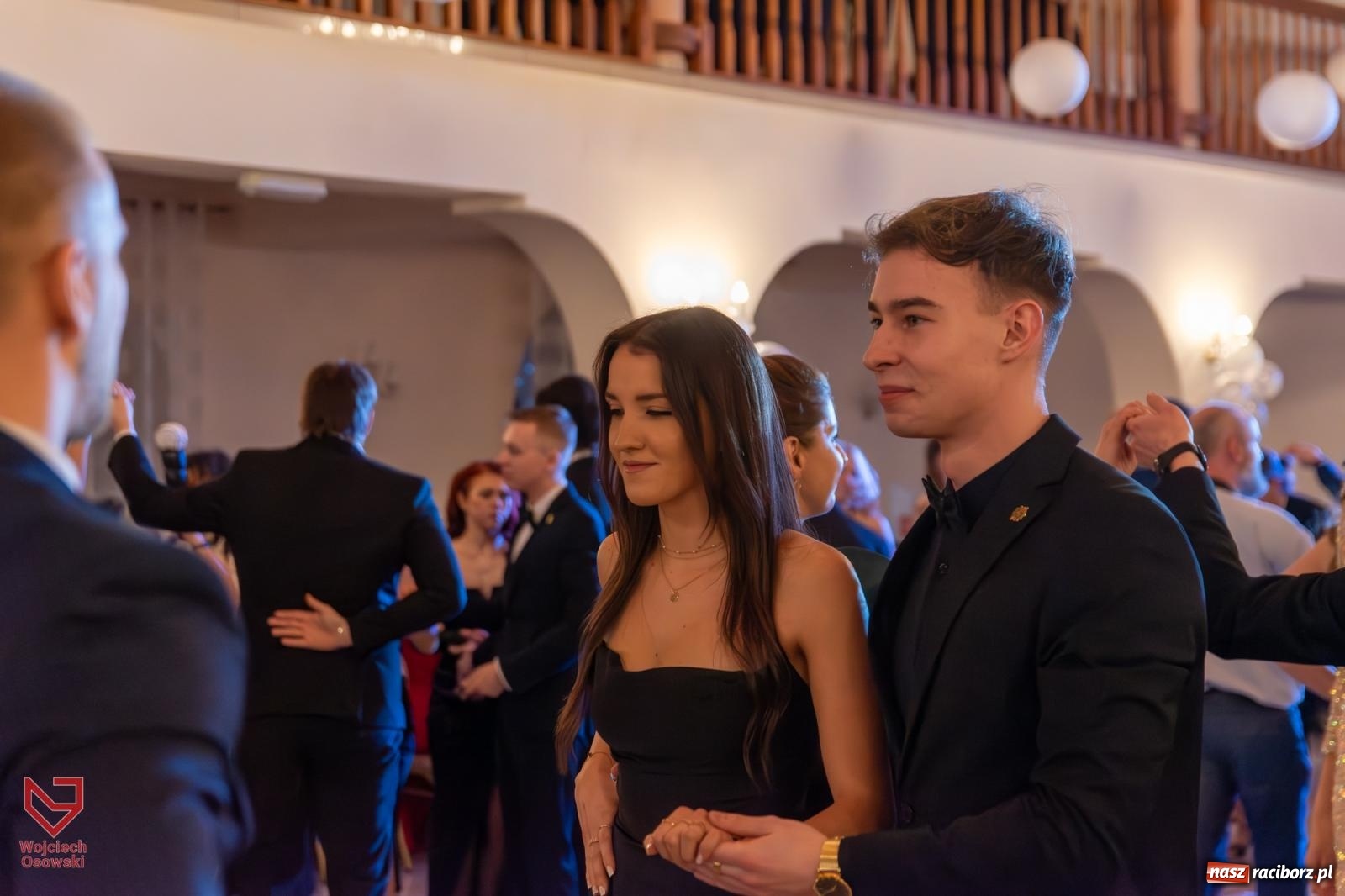 Zdjęcie w galerii na portalu naszraciborz.pl: Czas zabawy minął. Zostały wspomnienia. Studniówka Mechanika wiadomości z regionu