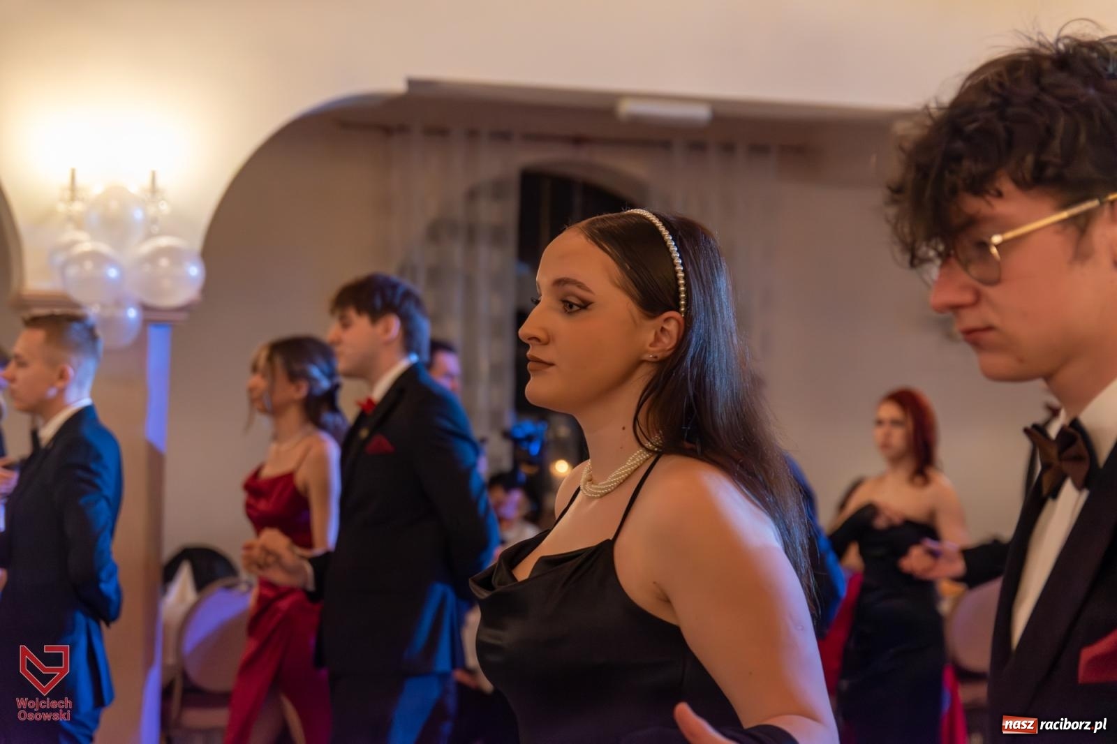 Zdjęcie w galerii na portalu naszraciborz.pl: Czas zabawy minął. Zostały wspomnienia. Studniówka Mechanika wiadomości z regionu