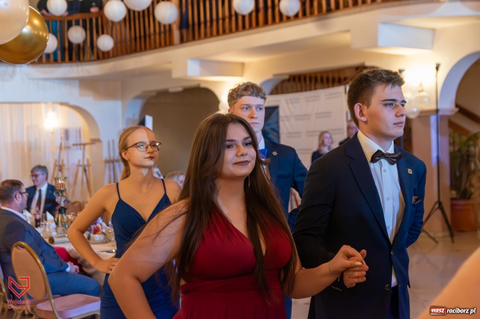 Zdjęcie w galerii na portalu naszraciborz.pl: Czas zabawy minął. Zostały wspomnienia. Studniówka Mechanika wiadomości z regionu