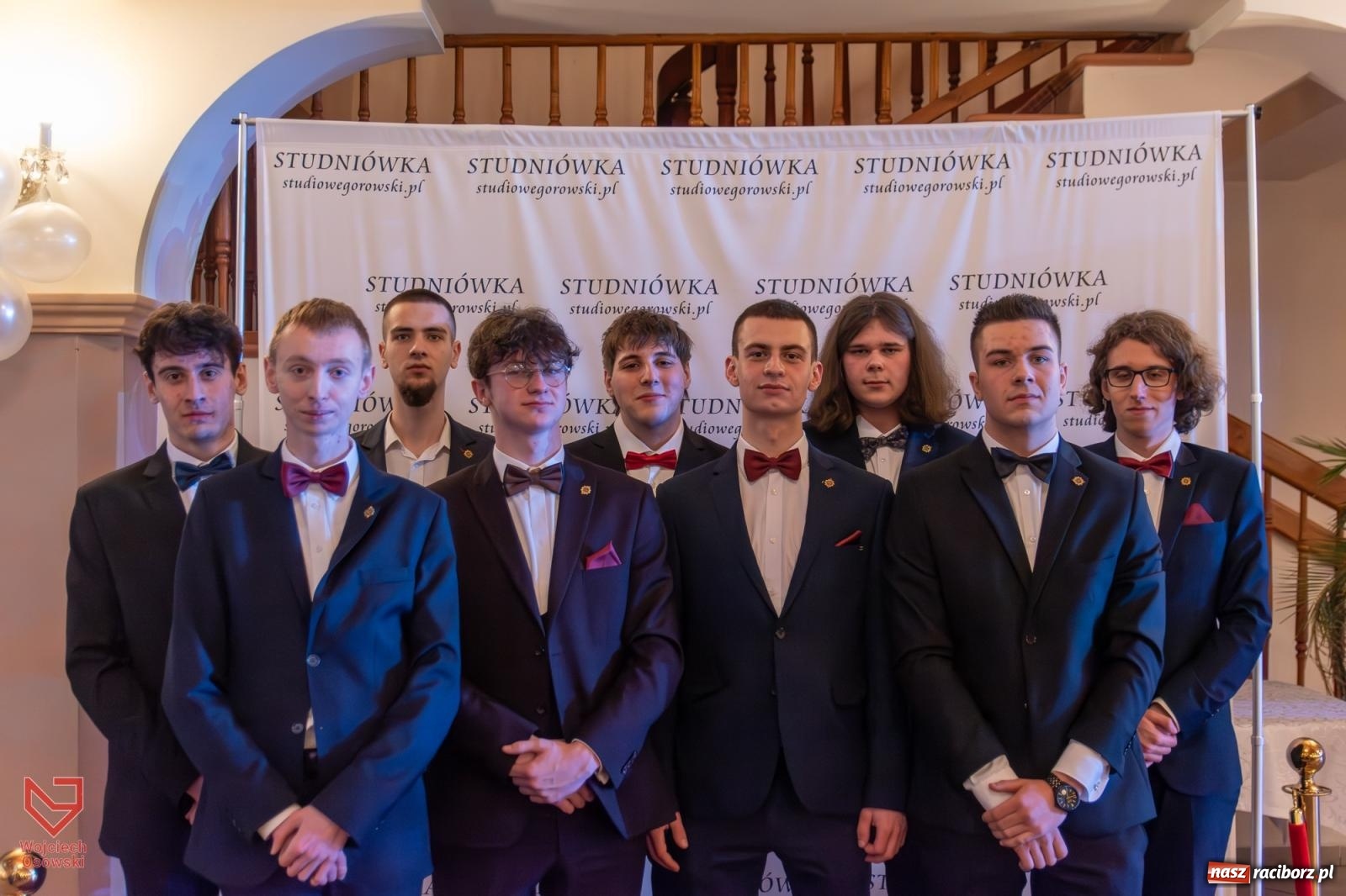 Zdjęcie w galerii na portalu naszraciborz.pl: Czas zabawy minął. Zostały wspomnienia. Studniówka Mechanika wiadomości z regionu