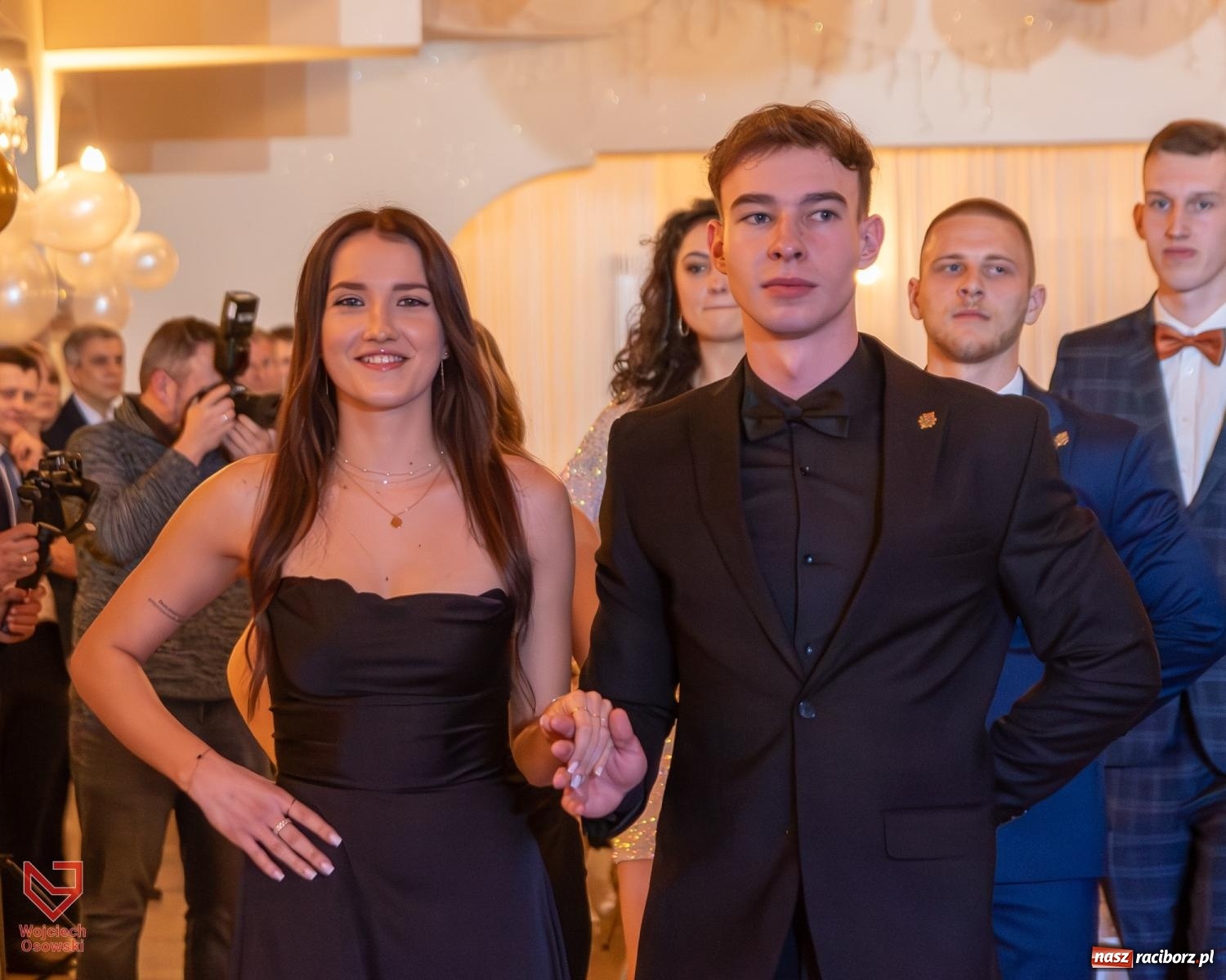 Zdjęcie w galerii na portalu naszraciborz.pl: Czas zabawy minął. Zostały wspomnienia. Studniówka Mechanika wiadomości z regionu