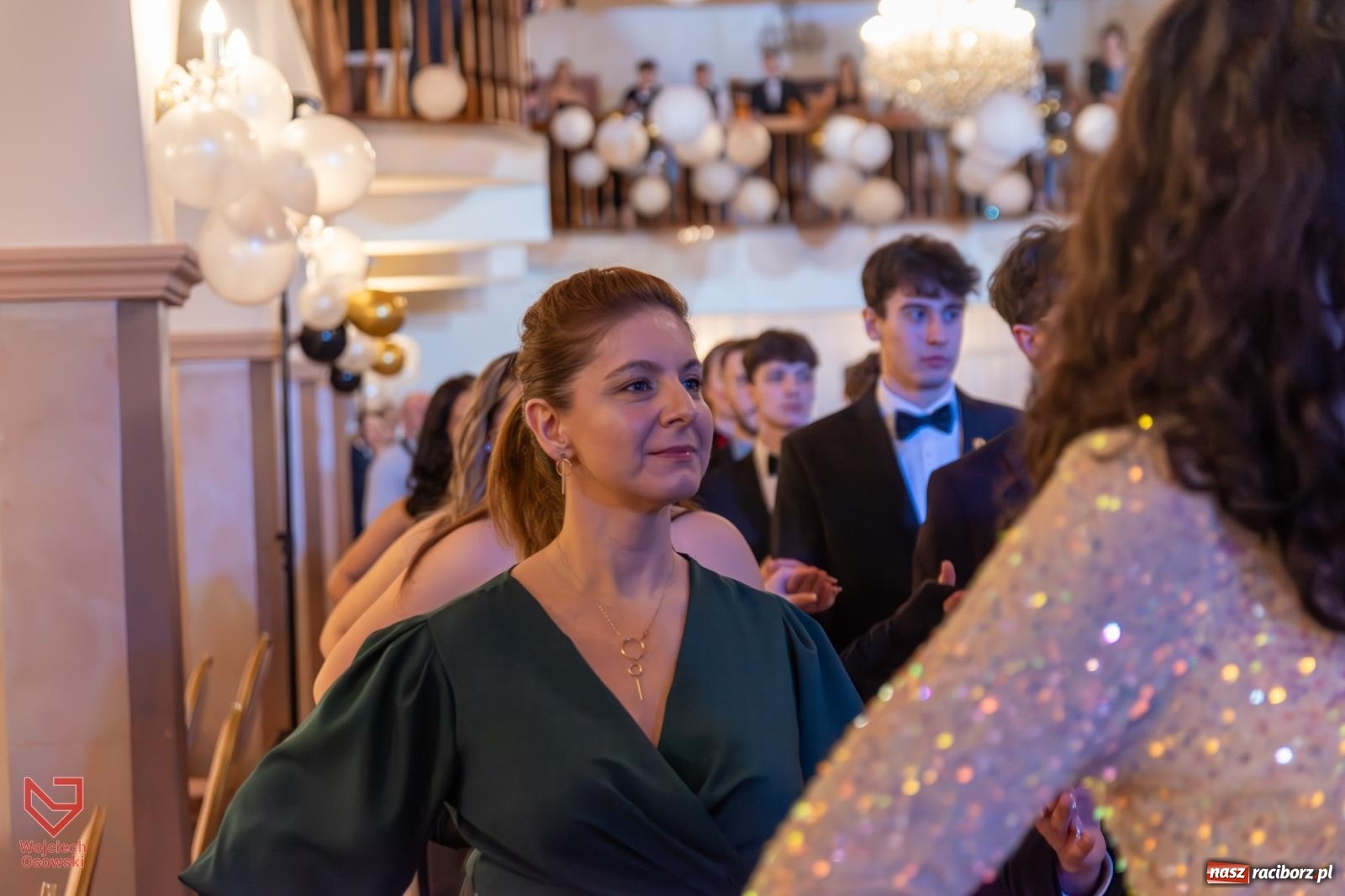 Zdjęcie w galerii na portalu naszraciborz.pl: Czas zabawy minął. Zostały wspomnienia. Studniówka Mechanika wiadomości z regionu