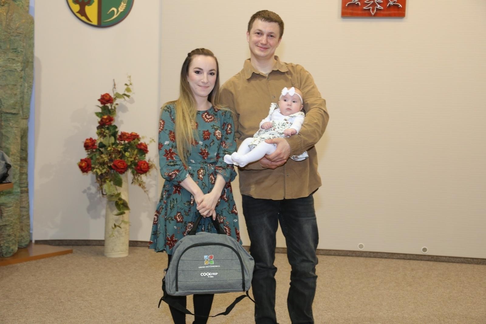 Zdjęcie w galerii na portalu naszraciborz.pl: W Krzyżanowicach przywitano najmłodszych obywateli gminy wiadomości z regionu