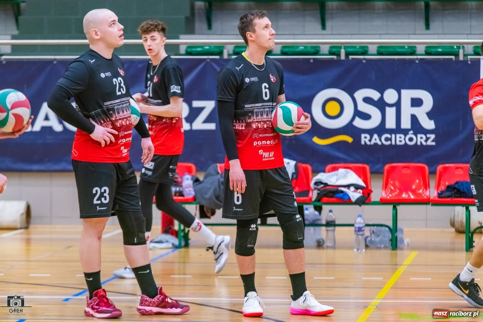 Zdjęcie w galerii na portalu naszraciborz.pl: Siatkarski rollercoaster z happy endem [FOTO i WIDEO] wiadomości z regionu