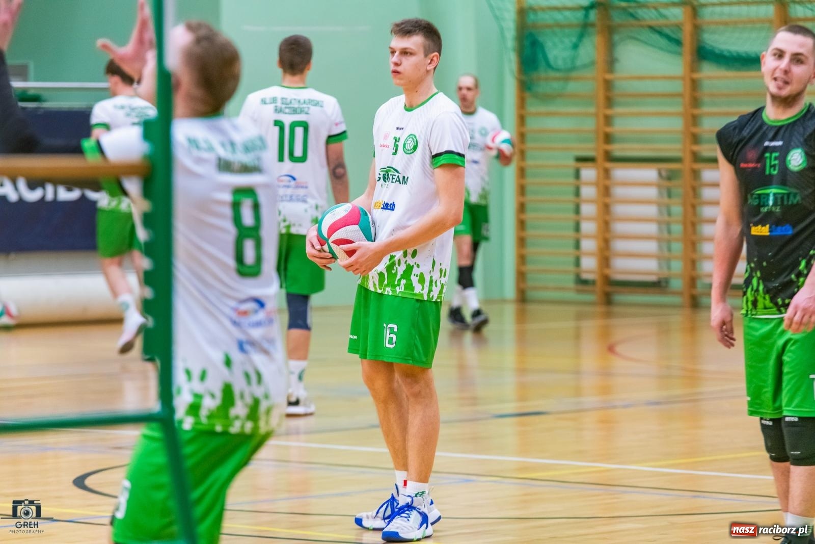 Zdjęcie w galerii na portalu naszraciborz.pl: Siatkarski rollercoaster z happy endem [FOTO i WIDEO] wiadomości z regionu