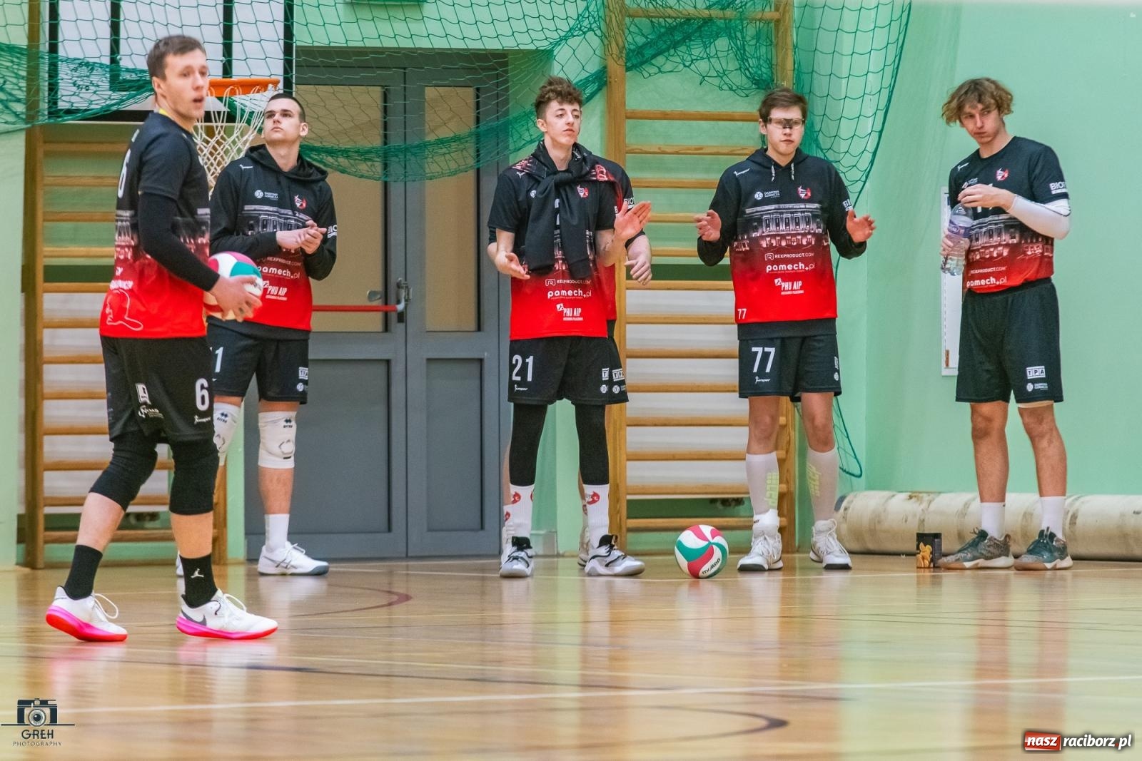 Zdjęcie w galerii na portalu naszraciborz.pl: Siatkarski rollercoaster z happy endem [FOTO i WIDEO] wiadomości z regionu