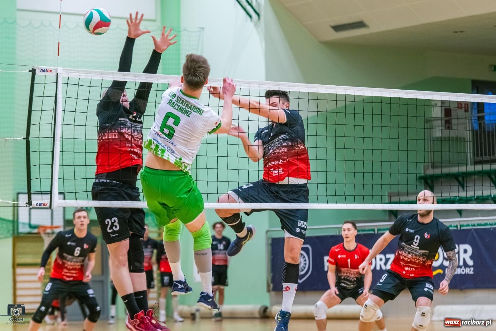 Zdjęcie w galerii na portalu naszraciborz.pl: Siatkarski rollercoaster z happy endem [FOTO i WIDEO] wiadomości z regionu